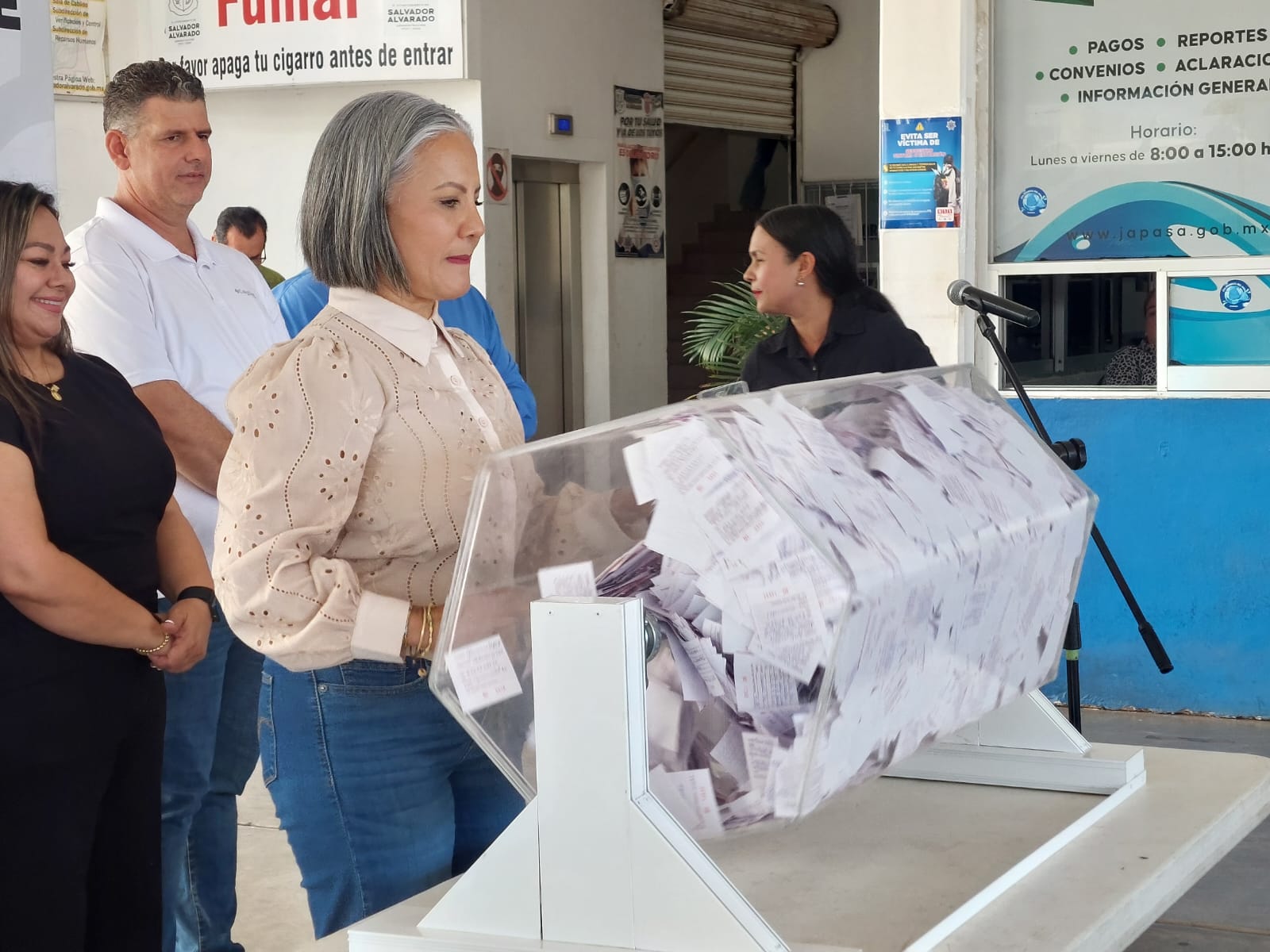 Realizan rifa del contribuyente cumplido en Salvador Alvarado