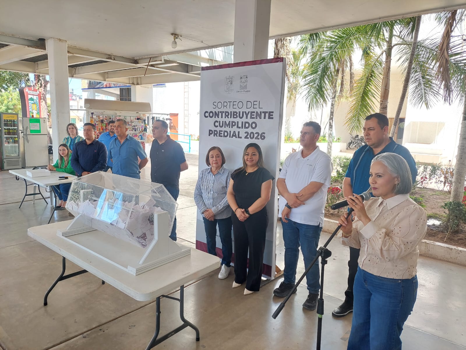 Realizan rifa del contribuyente cumplido en Salvador Alvarado