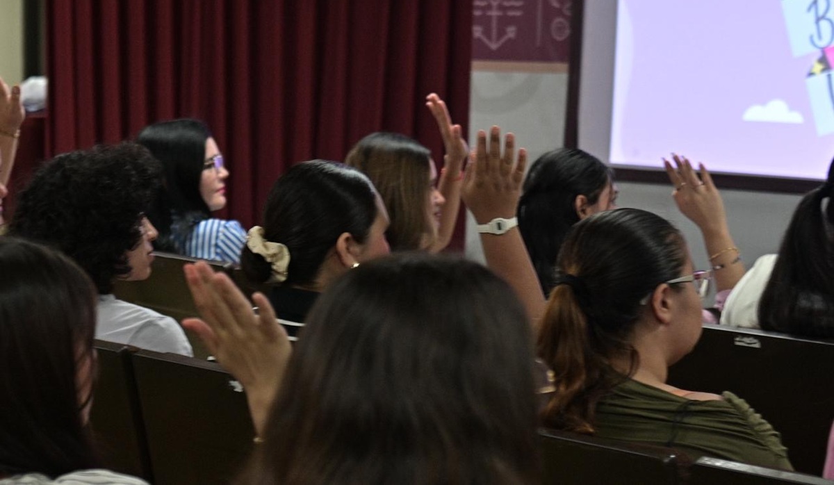 Rinde protesta la Brigada Violeta en Sinaloa