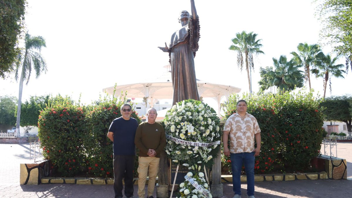 rosario sinaloa rinde homenaje a lola beltran asistentes