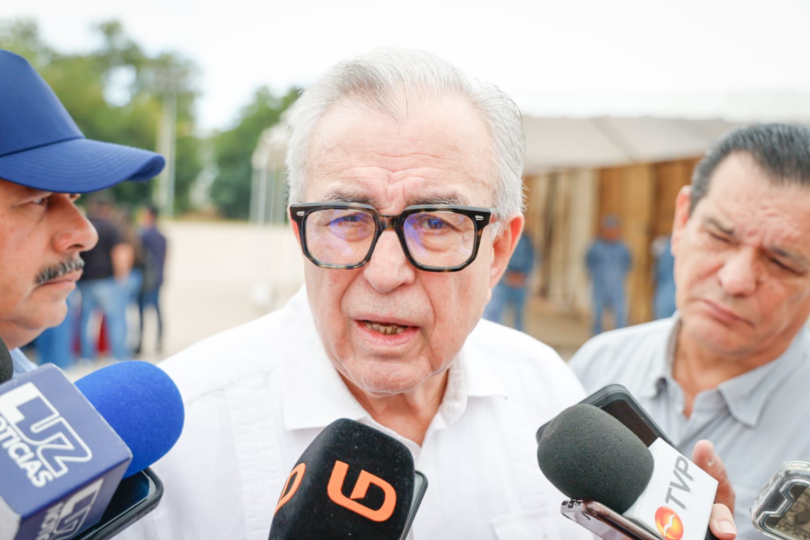 ruben rocha moya gobernador de sinaloa