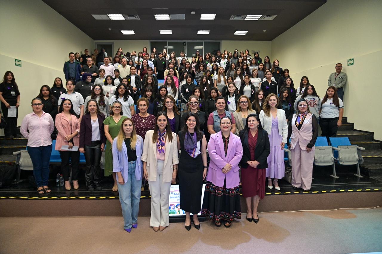 Realizan Ruta a la ciencia: Jóvenes Mujeres y Decisiones Profesionales