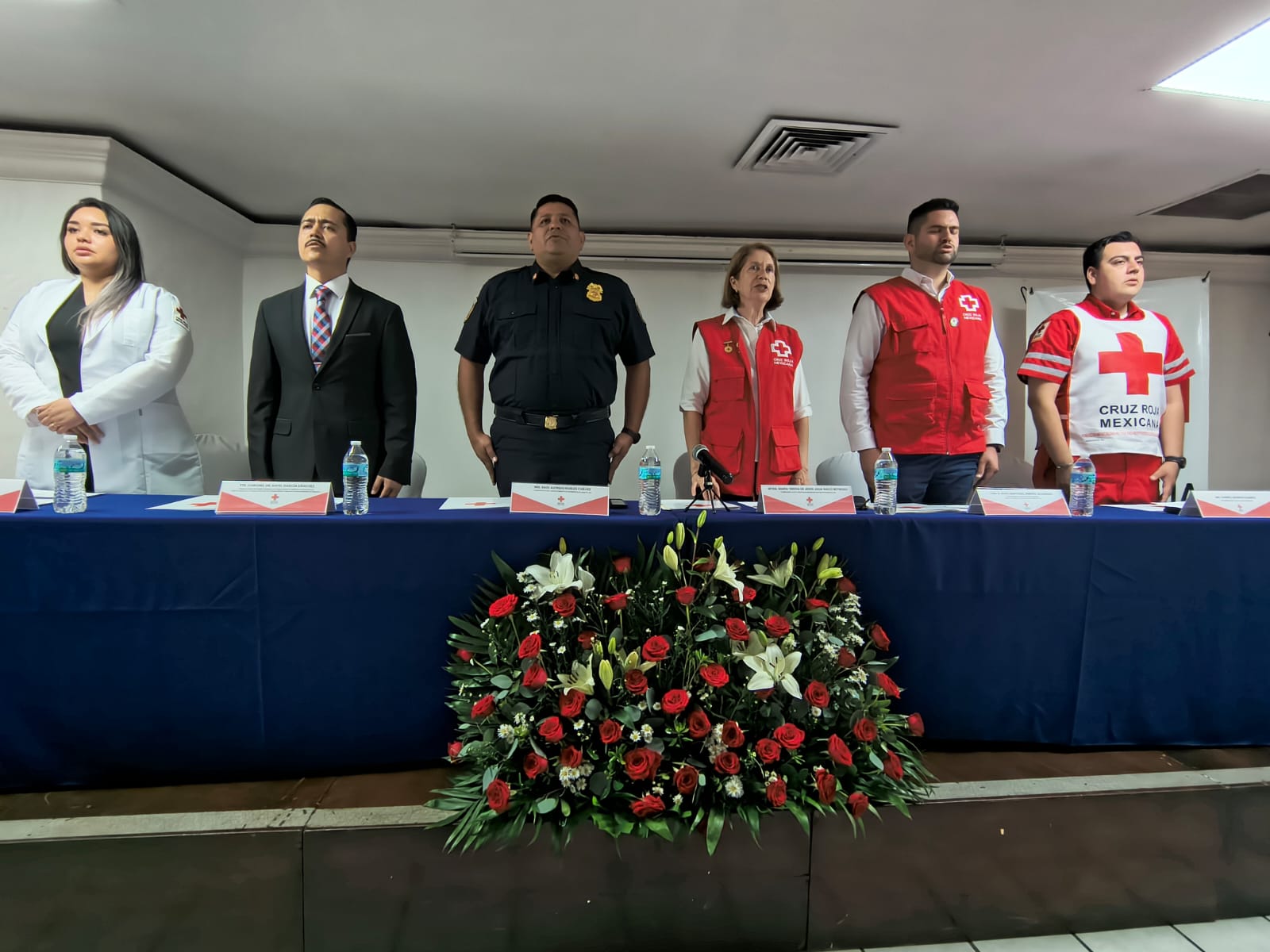 Se gradúan 14 técnicos en urgencias médicas en Cruz Roja Mazatlán