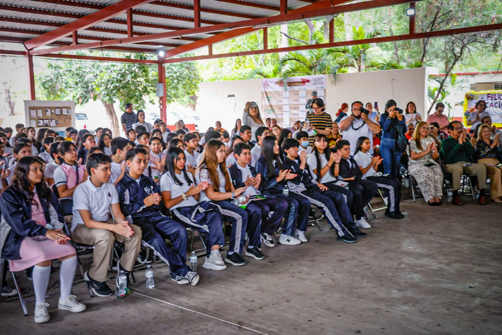 Alumnos de la Escuela Secundaria Federal Número Dos
