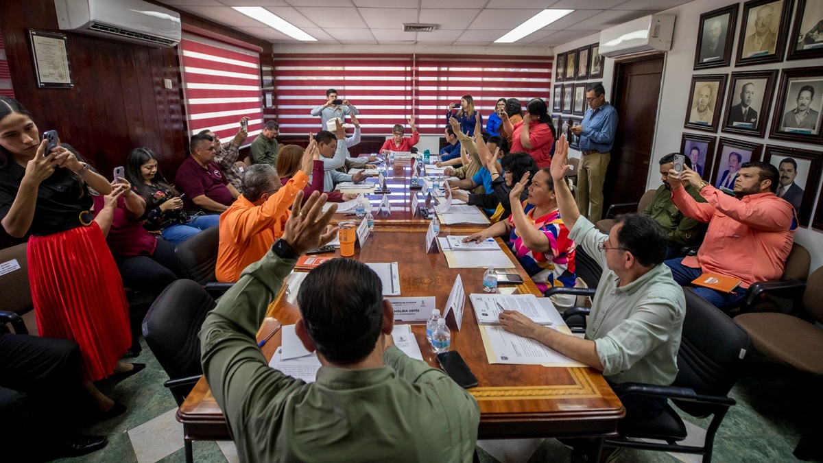 Sesión de Cabildo de Guasave