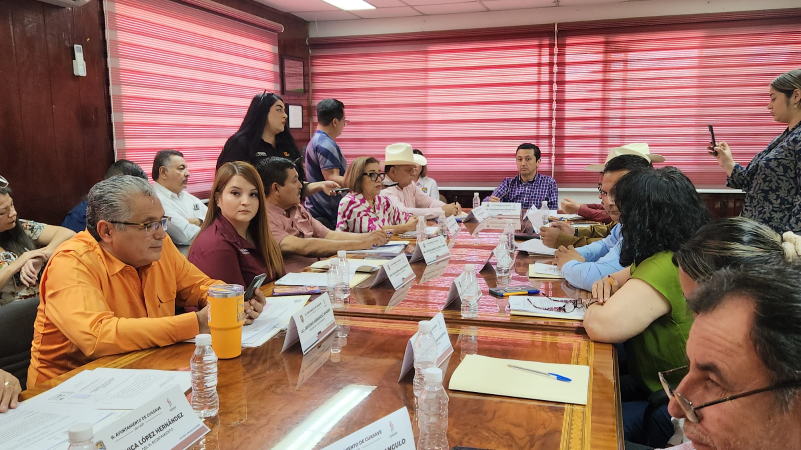Sesión de Cabildo en Guasave