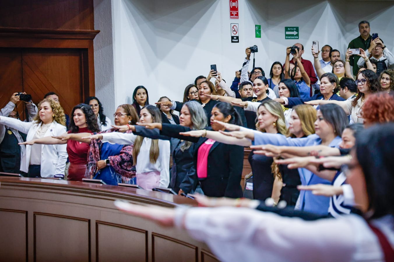 Sesión Solemne de Instalación del Parlamento de Mujeres 2026