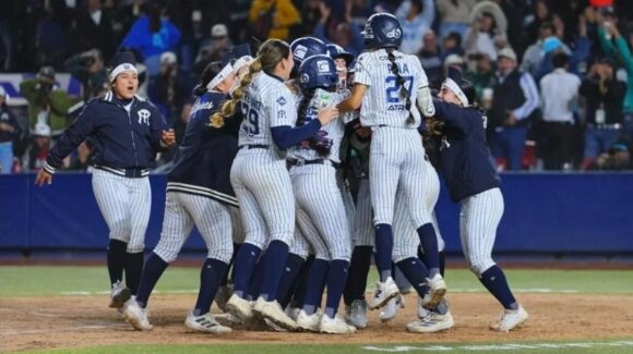 Sultanes Femenil aventaja en el arranque de la Serie de la Reina 2026