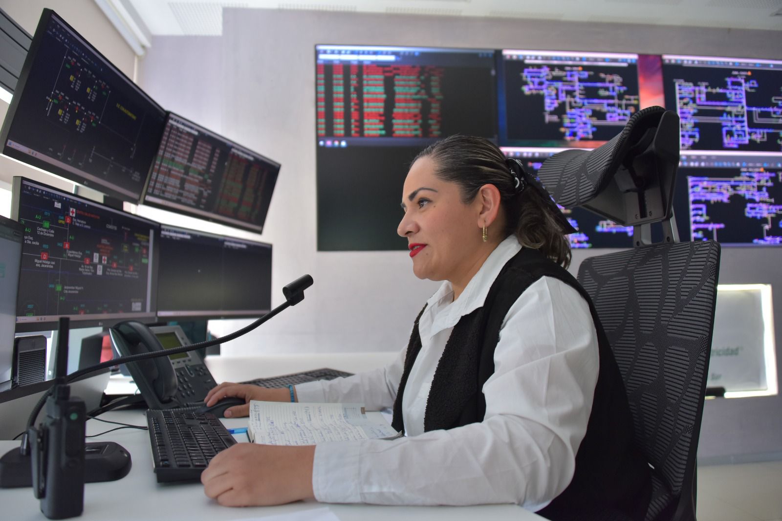 La CFE desarrolla innovaciones tecnológicas para fortalecer la confiabilidad del servicio eléctrica