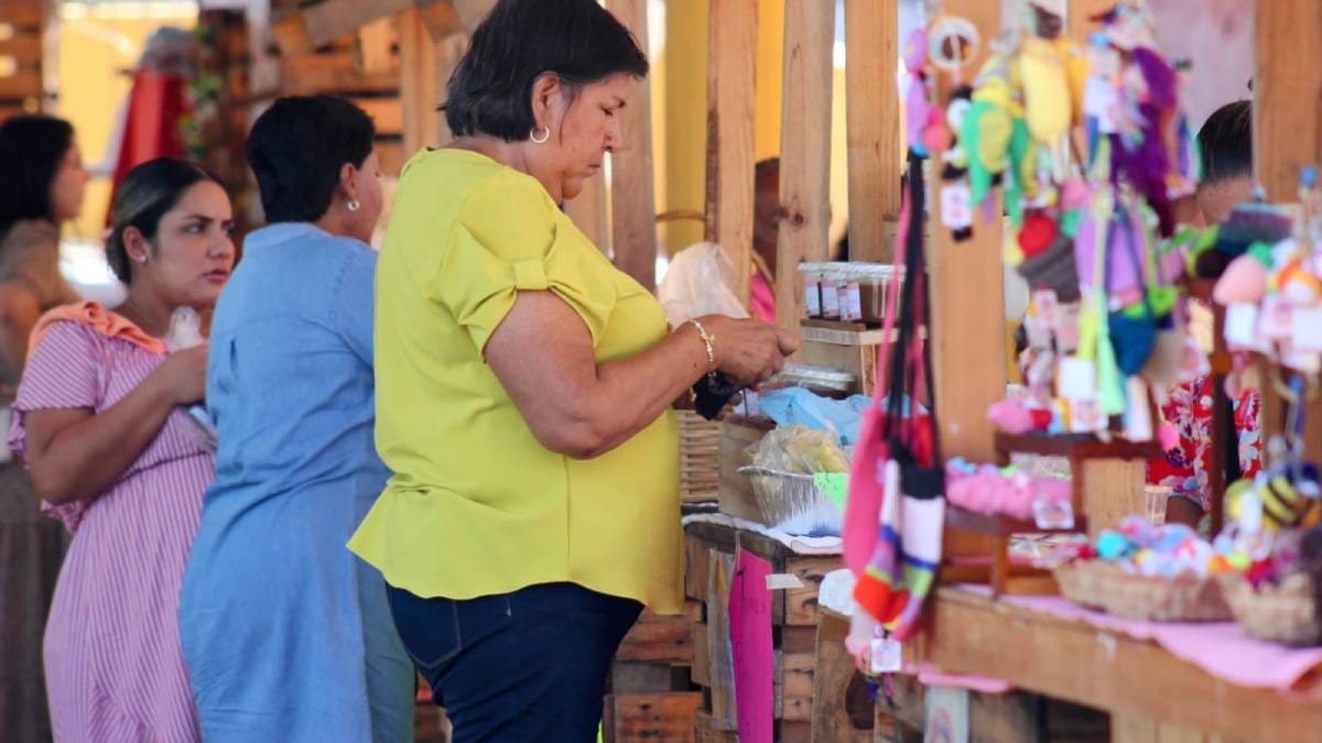 Tianguis en zona rural de Mazatlán, Sinaloa