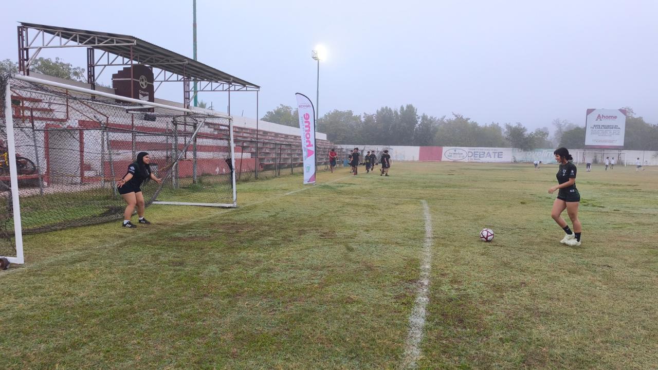 Torneo de Cascaritas y Dominadas