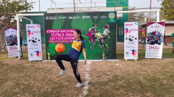 La juventud toma la cancha: Ahome vibra con el “Torneo de Cascaritas y Dominadas”
