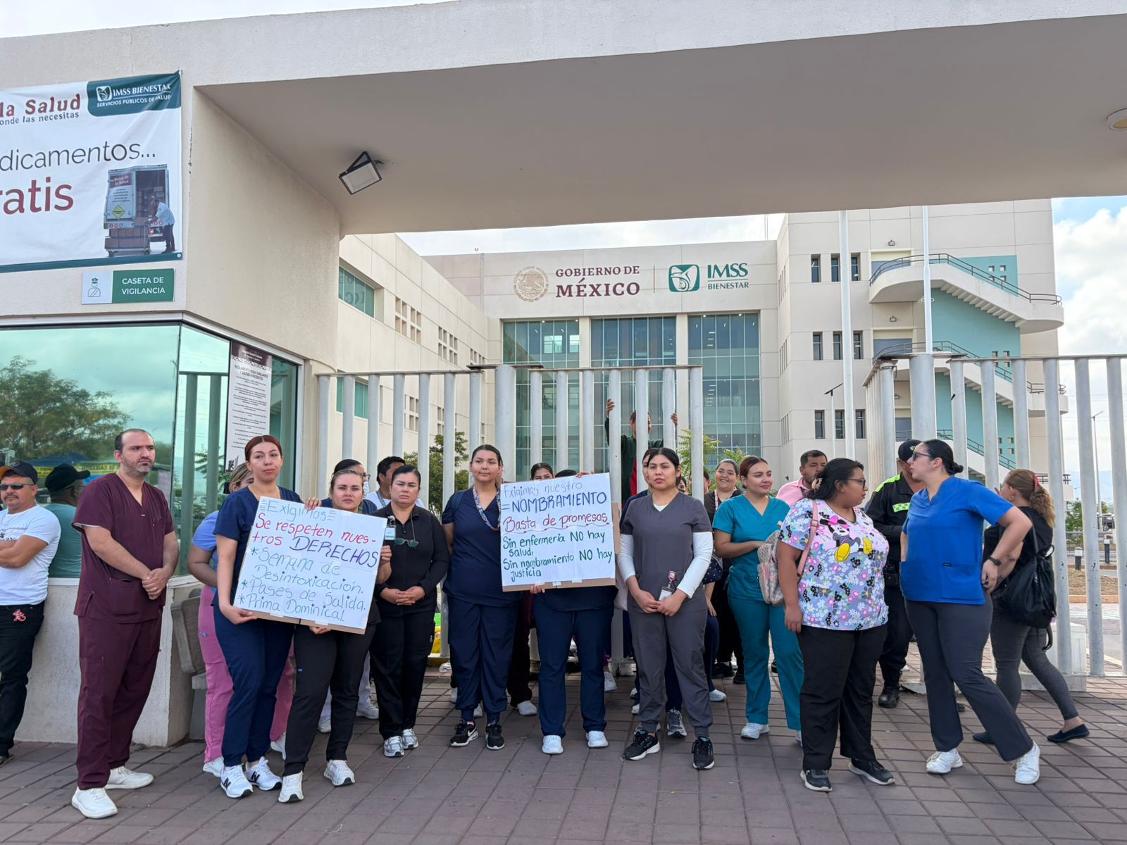 trabajadores del hospital general imss bienestar en culiacan exigen el pago de algunas prestaciones