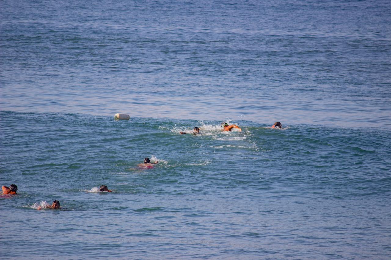 Turista es rescatado de una playa en Mazatlán, Sinaloa