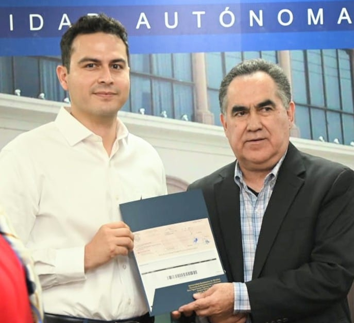 UAS entrega recursos del emplazamiento a huelga al Suntuas