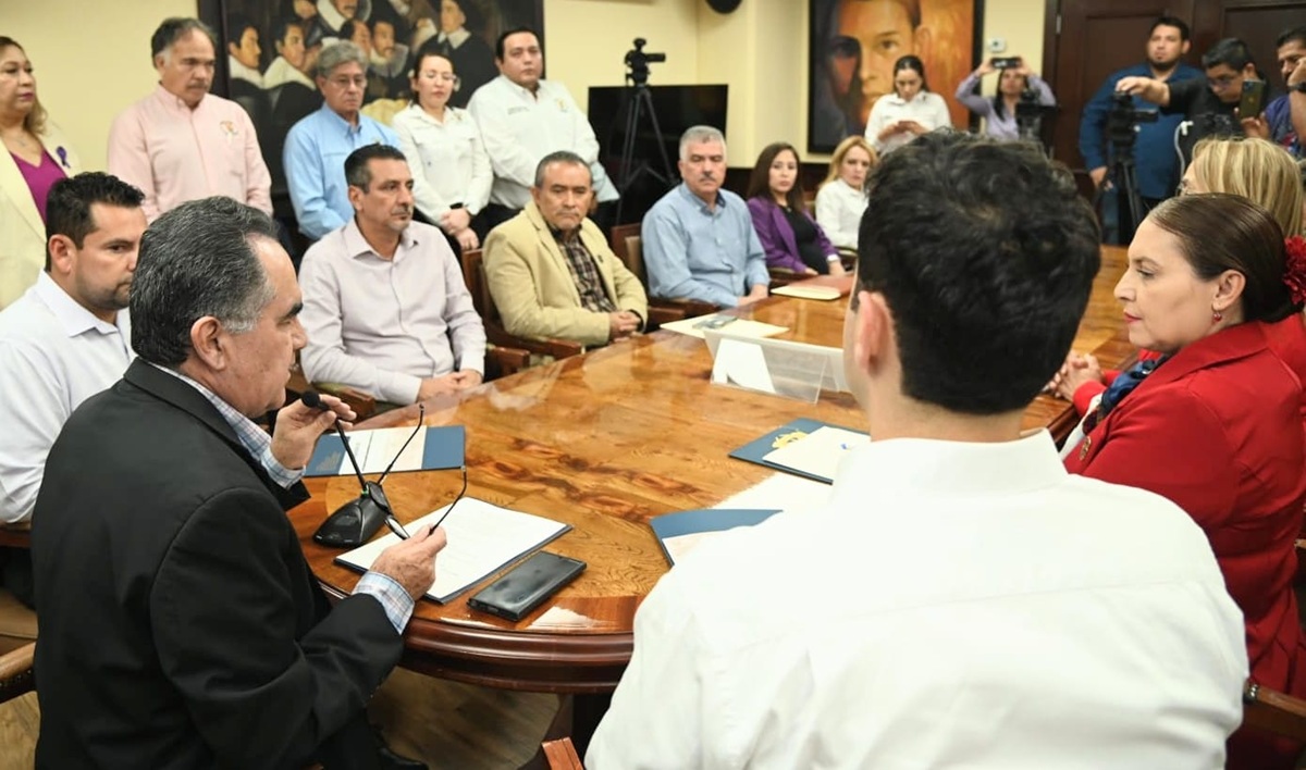 UAS entrega recursos del emplazamiento a huelga al Suntuas