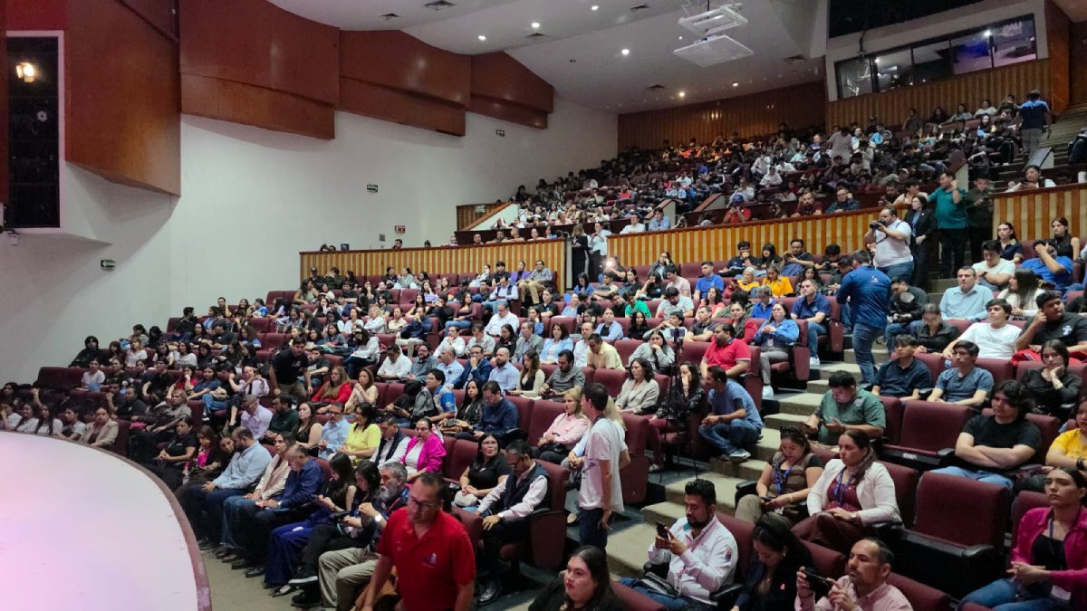 universidad celebra feria de vinculacion uas 2026 asistentes