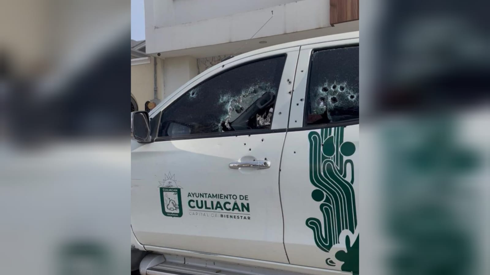 Vehículo del Ayuntamiento de Culiacán es baleado