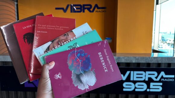 ¡Libros gratis y fiesta literaria en Mazatlán, Sinaloa! Vibra Radio, Los Noticieristas y FeliUAS 2026 invitan a leer y ganar