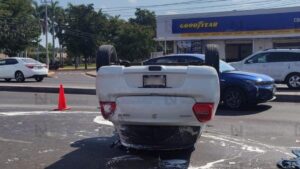 volcadura en sector del valle de culiacan sin