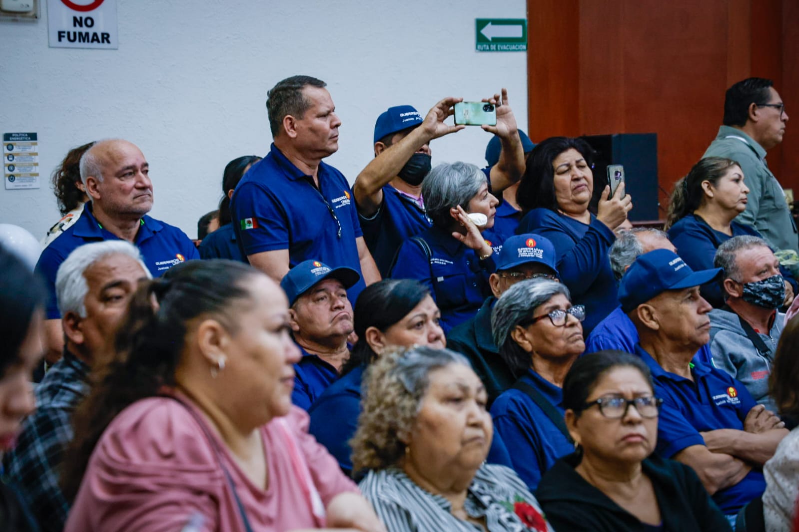 Sesión Pública Solemne del Premio a la Medalla de Honor Dra. Norma Corona