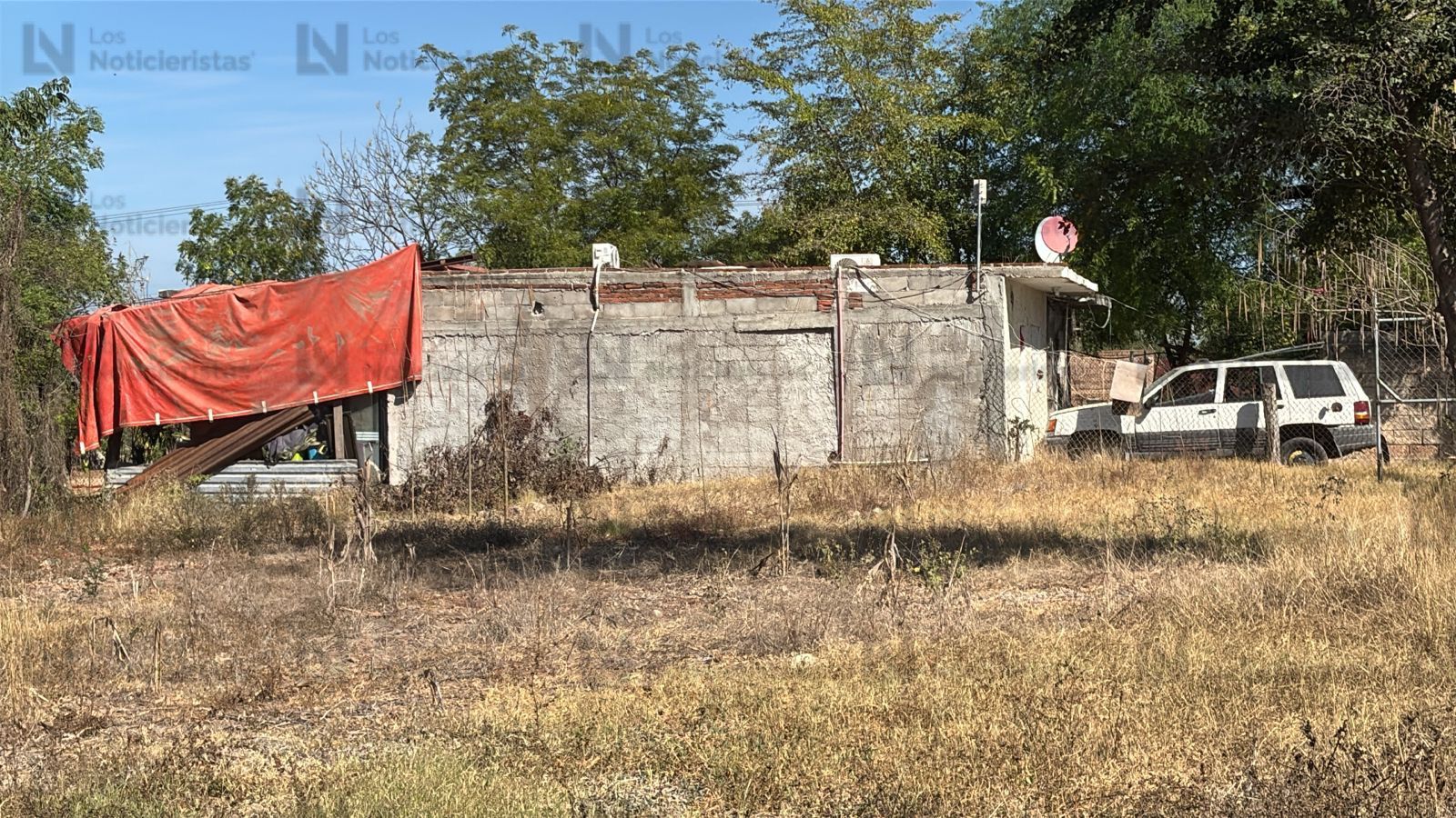 Escena resguardada por militares en la Limita de Itaje en Culiacán