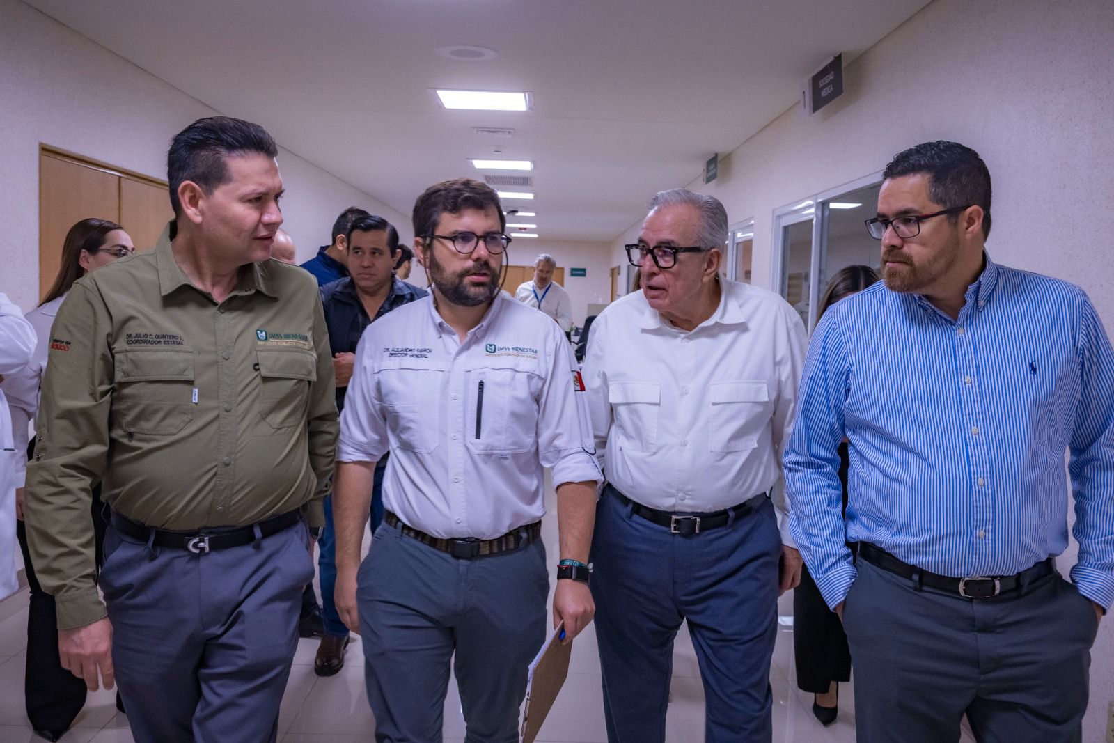 Rocha y autoridades en la inauguración de la Unidad de Trasplantes del Hospital General de Culiacán