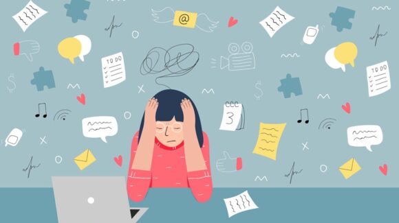¿Estudias y trabajas? Así puedes rendir sin colapsar