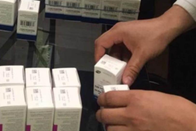 Detienen a exfuncionario de Salud en Chihuahua por desvío de medicamentos oncológicos