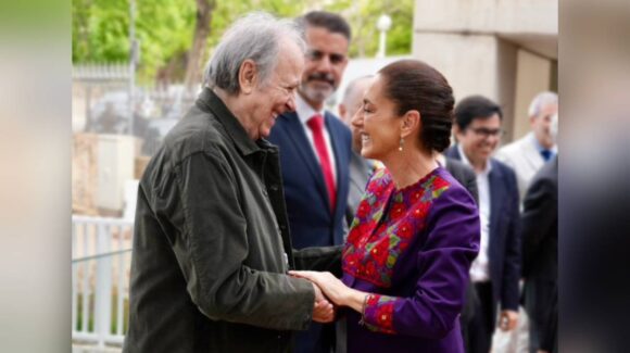 Joan Manuel Serrat califica como “fantástico” el trabajo de Claudia Sheinbaum en México