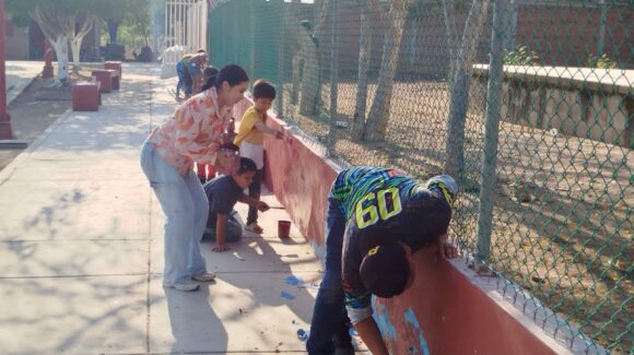 Realizan jornada de limpieza y mejora de espacios en la comunidad de La Tuna, Mazatlán, Sinaloa