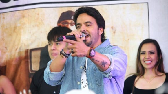 Luis Fonsi presentó su nuevo tema “Cambiaré” en evento gratuito en CDMX