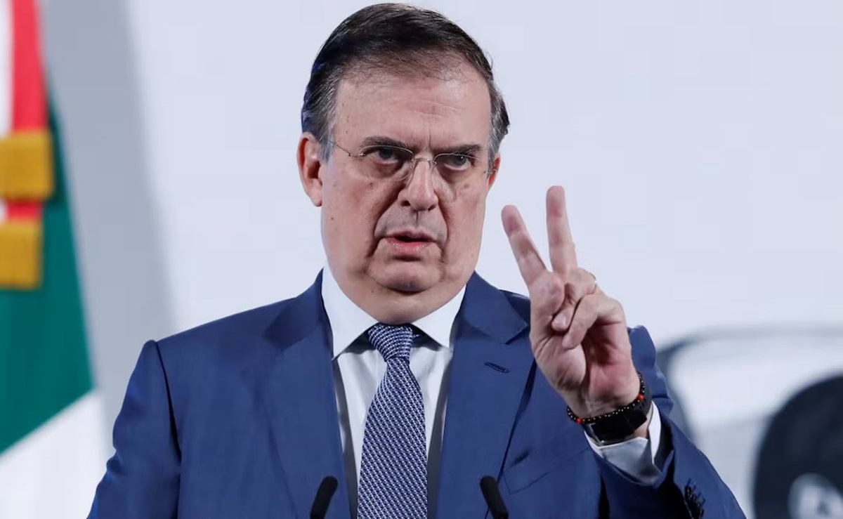 Marcelo Ebrard responde críticas sobre la estadía de su hijo en Londres