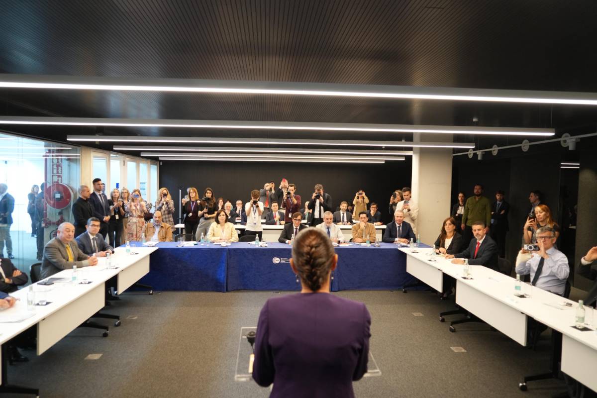 PRESIDENTA CLAUDIA SHEINBAUM VISITA EL CENTRO NACIONAL DE SUPERCOMPUTACIÓN DE BARCELONA