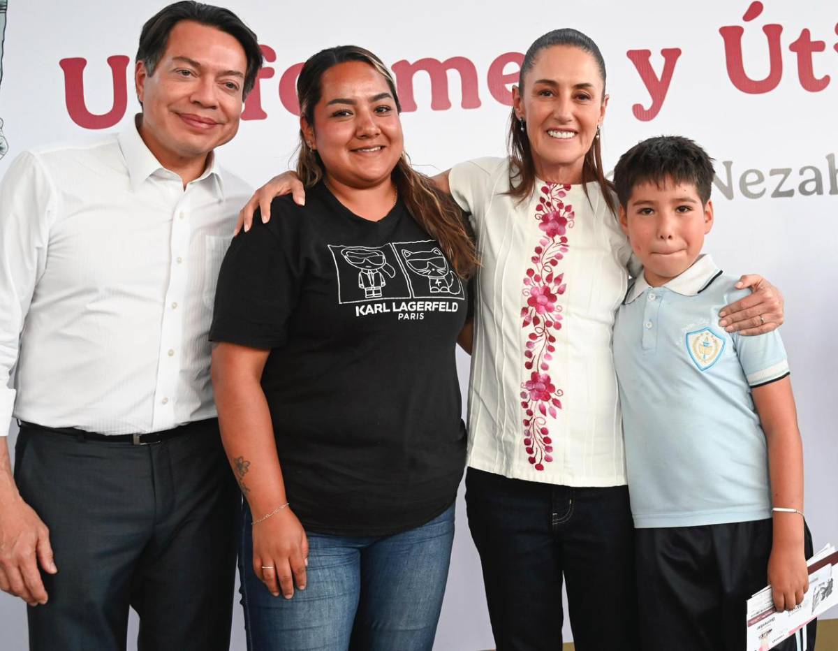 Sheinbaum inicia entrega de beca “Rita Cetina” para útiles y uniformes escolares
