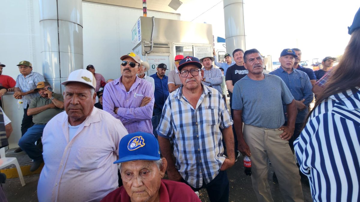 a mano alzada votan productores por permanecer en la liberacion de casetas adultos