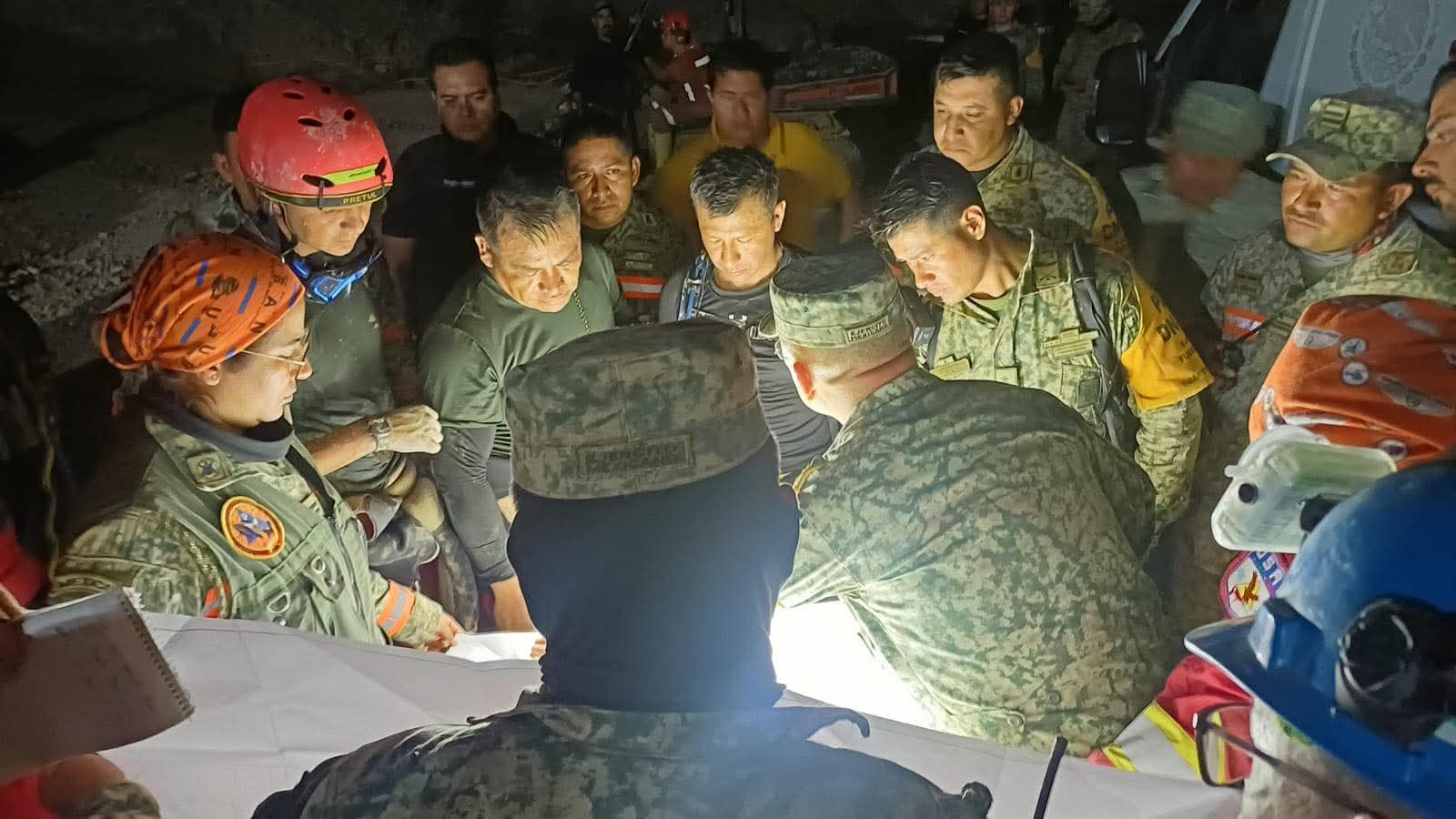 a punto se encuentran las autoridades de resctar un segundo minero atrapado en el rosario