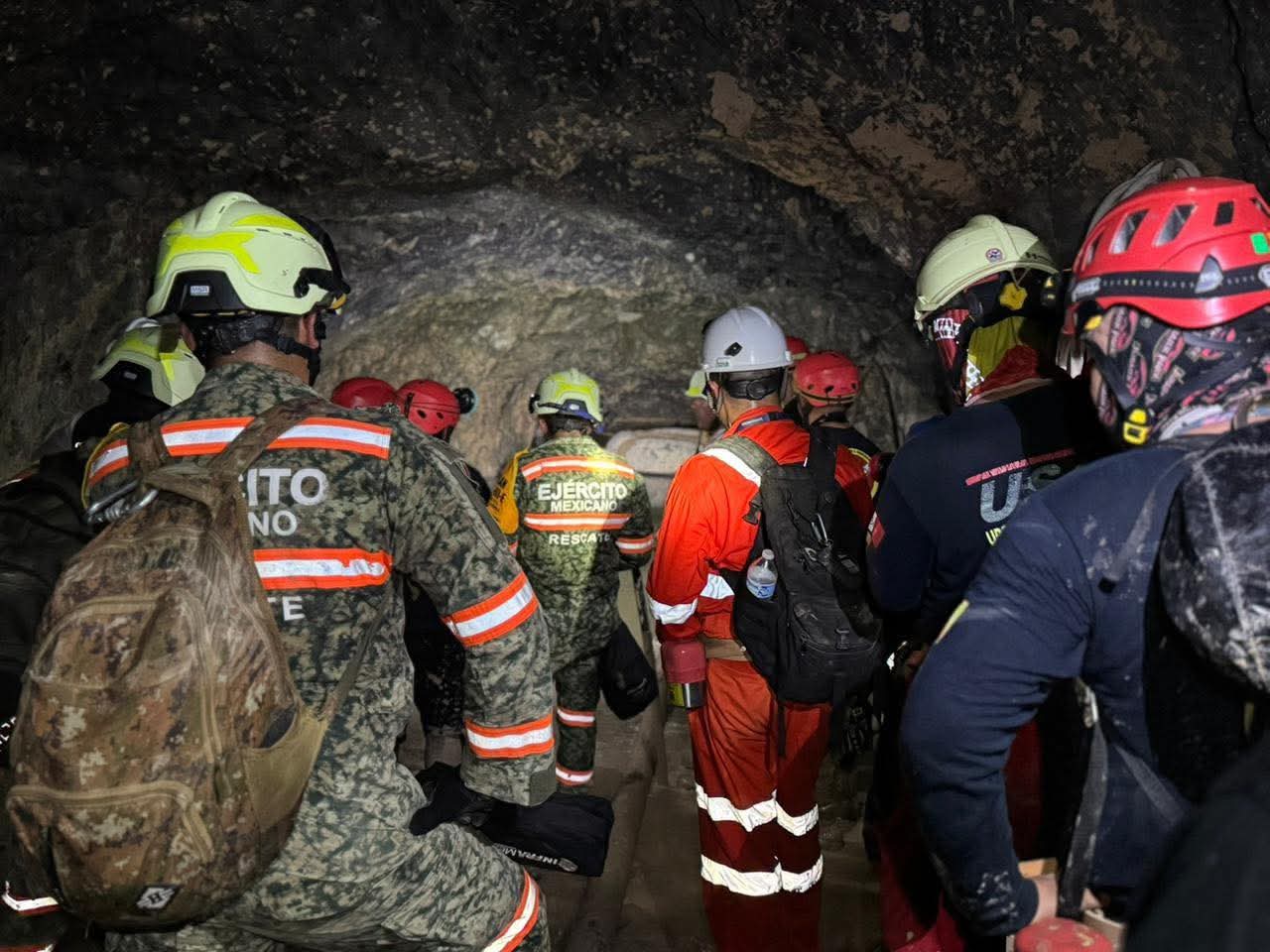 a punto se encuentran las autoridades de resctar un segundo minero en el rosario sinaloa