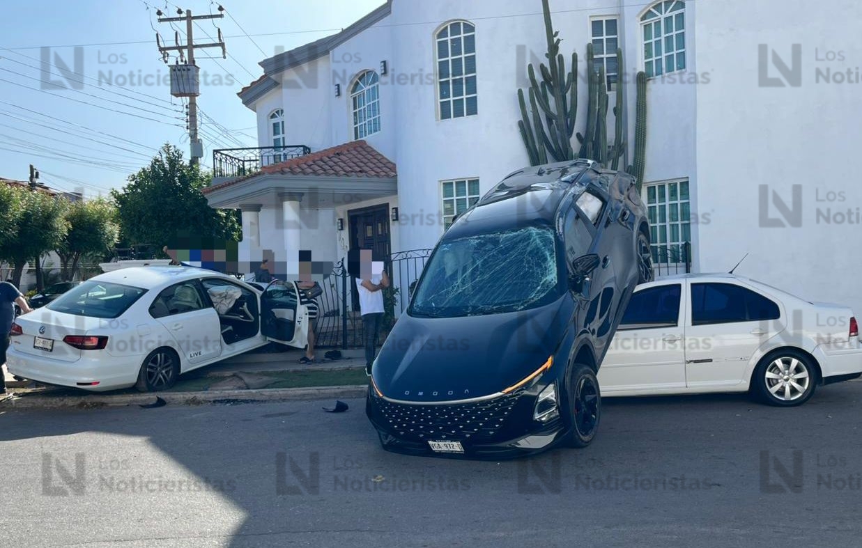 Accidente en el sector La Campiña, Culiacán, deja dos lesionados