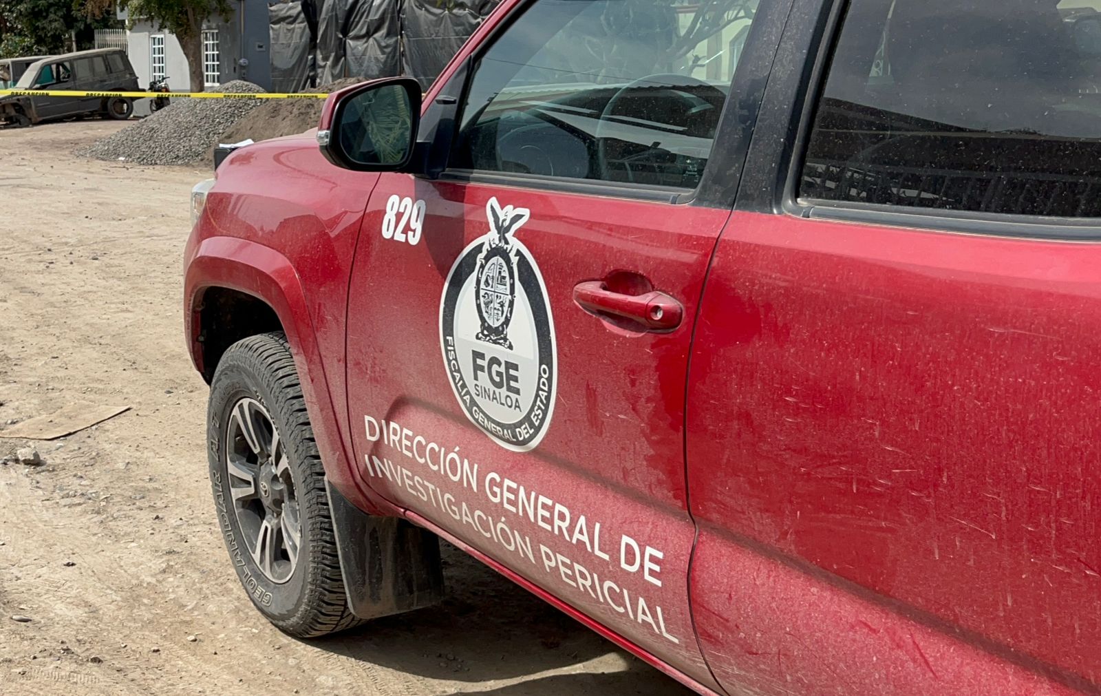Muere hombre al caerle un vehículo mientras lo reparaba en Guasave, Sinaloa
