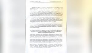 Acuerdo que avala el aumento a la tarifa del transporte urbano en Sinaloa