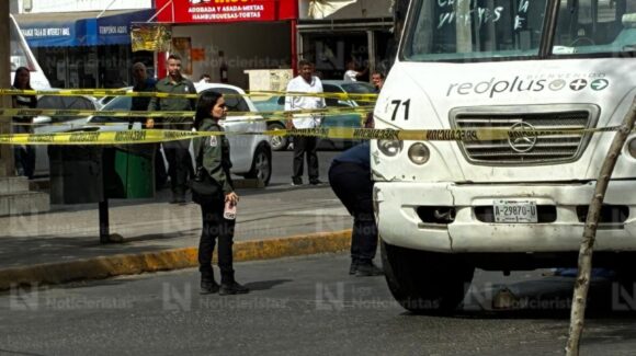 Adulto mayor pierde la vida luego de ser arrollado por un camión urbano en sector centro de Los Mochis, Sinaloa