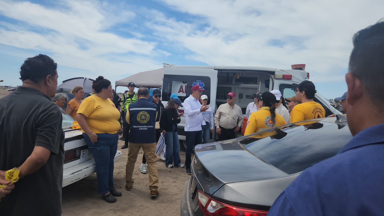 Antonio Menéndez de Llano Bermúdez emprendió un recorrido en distintas playas de Ahome