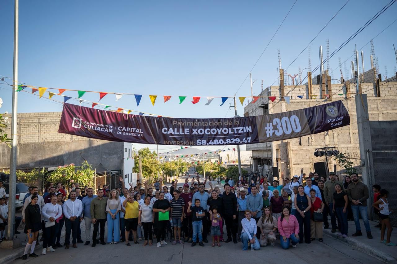 Entrega alcalde de Culiacán la calle 300 pavimentada
