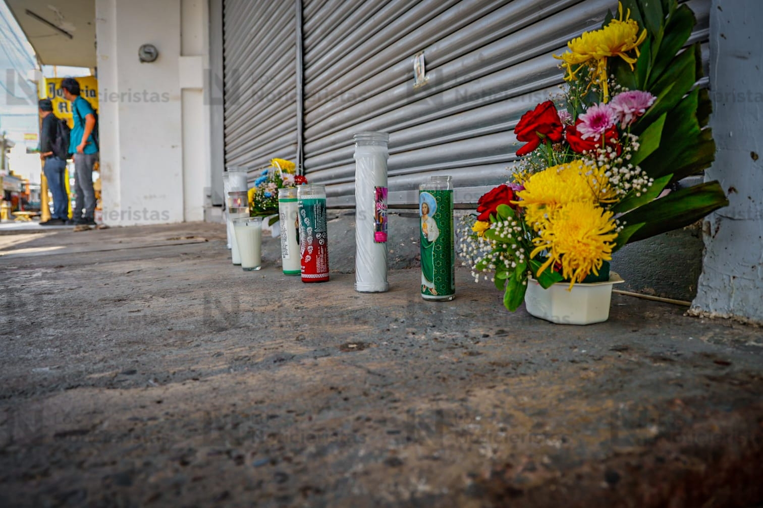 Altar en local donde ejecutaron a cuatro mujeres en Culiacán