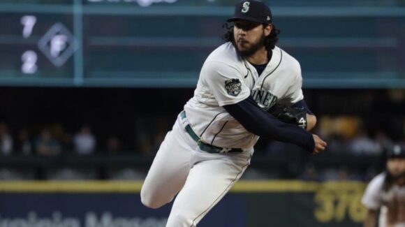 Andrés Muñoz sufre su segunda derrota de la temporada 2026 en MLB