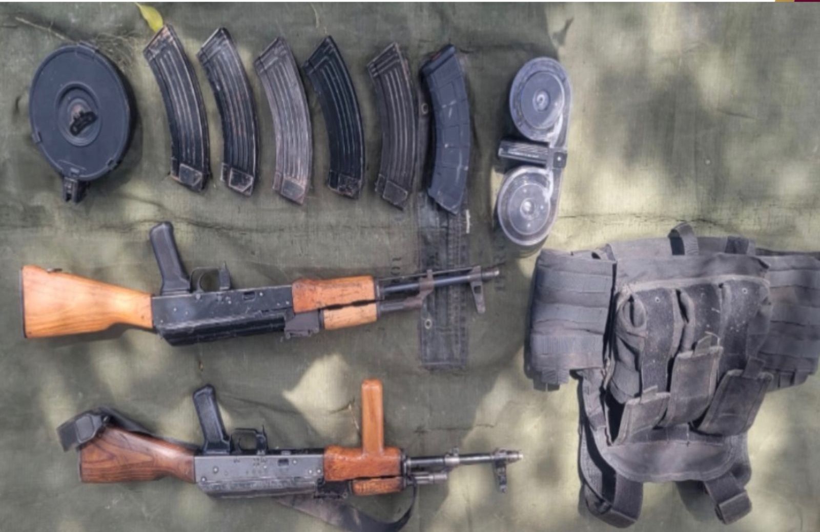 Armamento asegurado en Navolato, Sin.