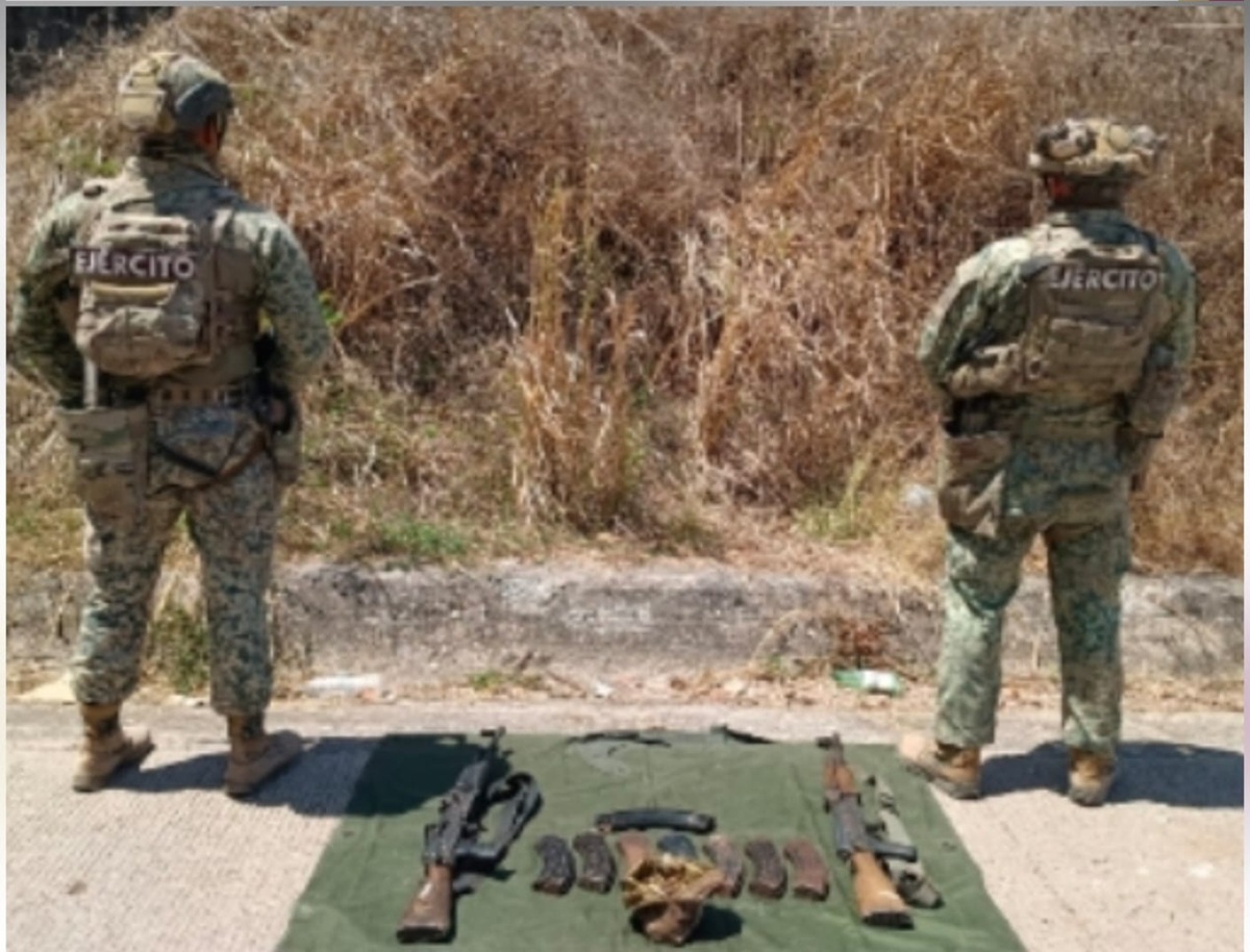 Aseguramiento de armas en Escuinapa