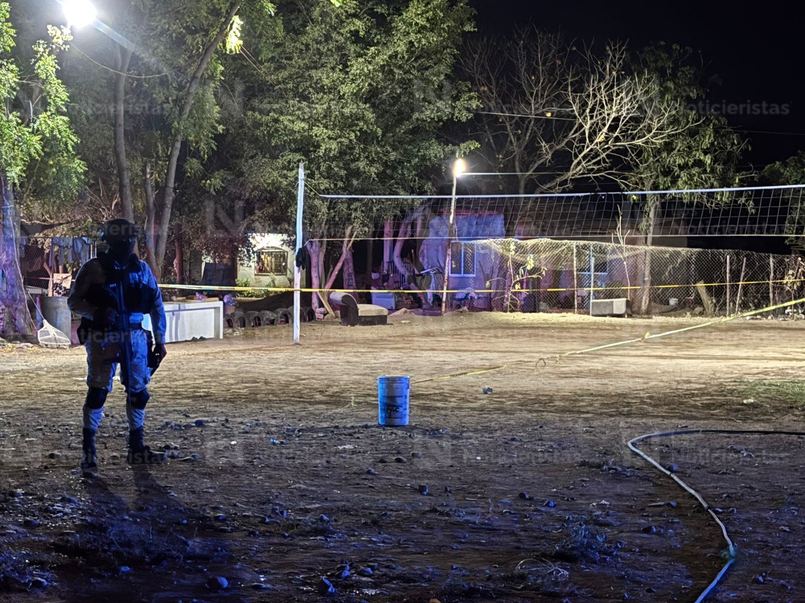 Ataque armado en cancha de voleibol de Los Mezcales, Culiacán, deja un fallecido