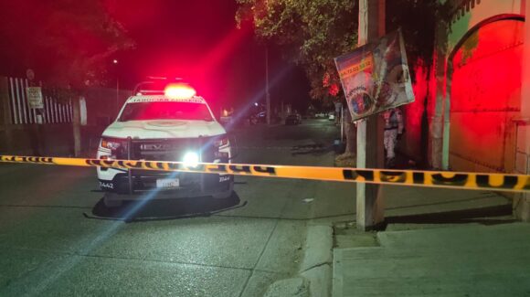 Ataque armado deja un joven fallecido y uno herido en Los Huertos al norte de Culiacán